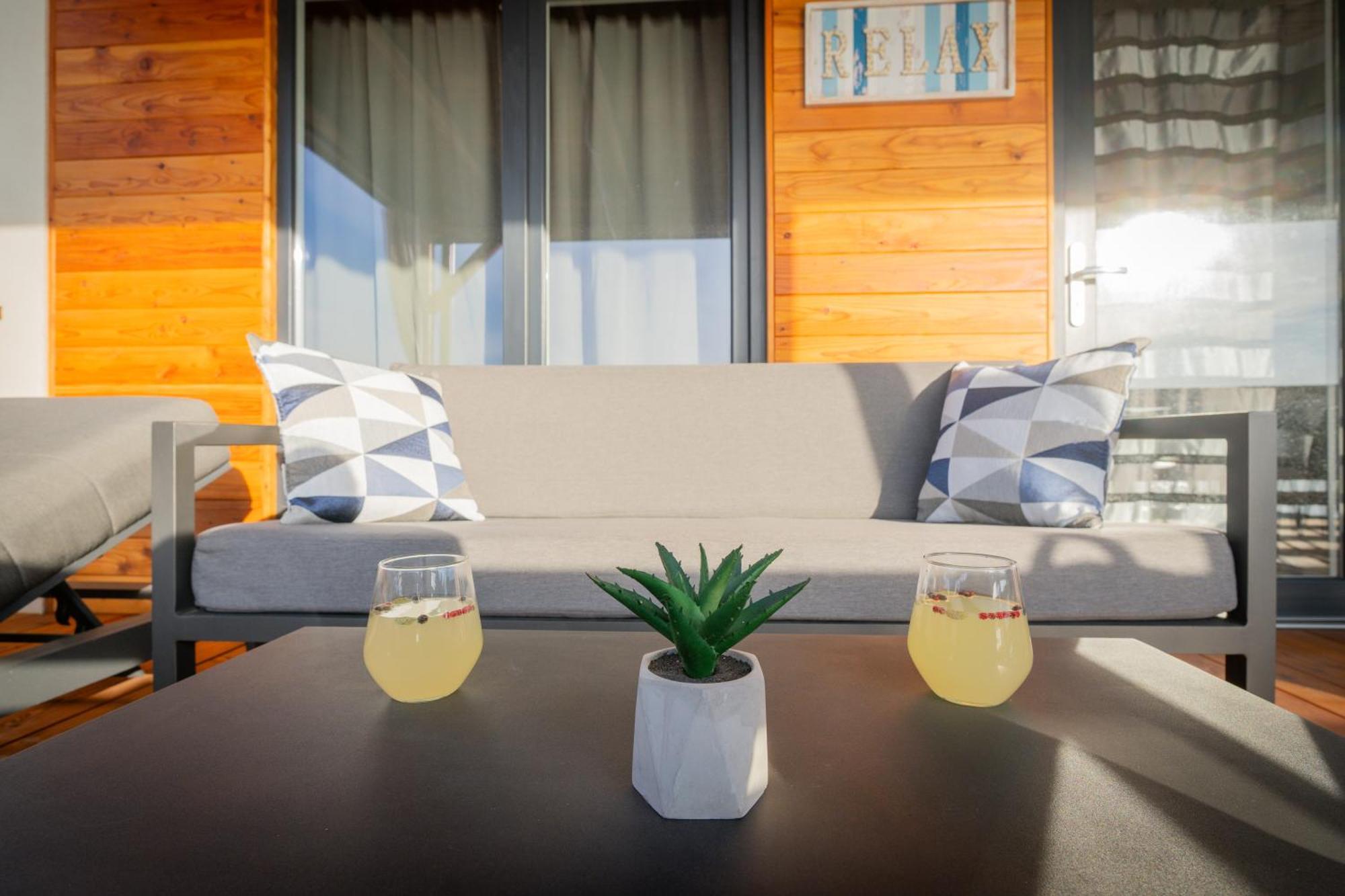 Luxury Mobile Home Zuzu Klenovica Exterior foto